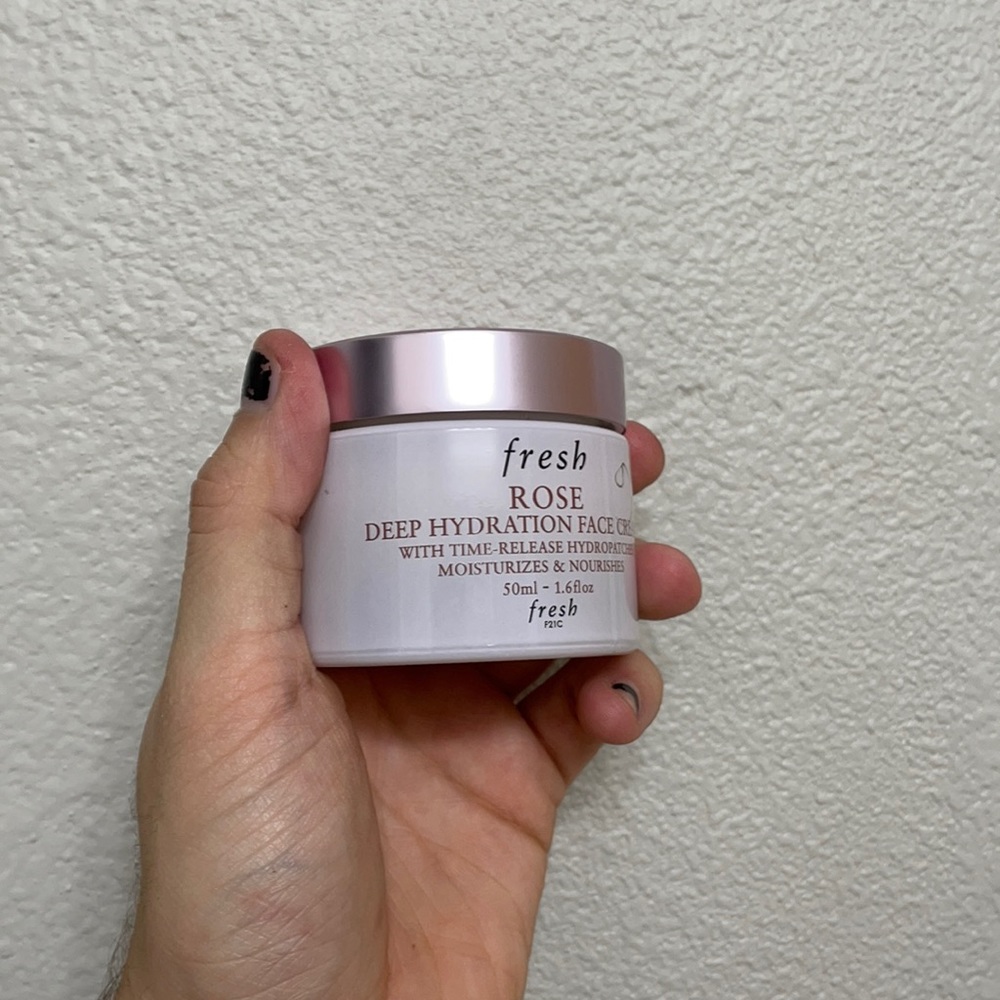 Fresh Rose Deep Hydration Face Cream